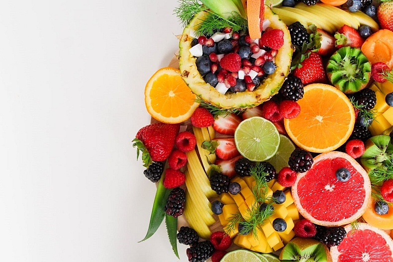 fruit arrangement